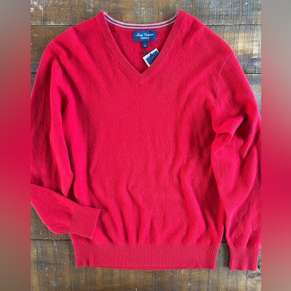 NWT Cremieux $200 Classic‎ Solid Red 100% CASHMERE V-Neck Sweater Men's Large - Picture 4 of 6